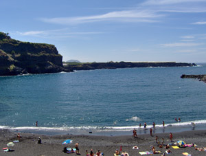 Der Strand und das Meer vor Playa San Marcos